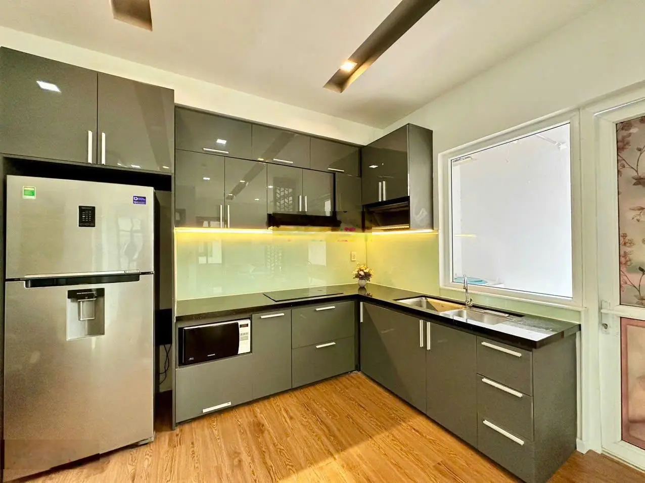 Chỉ 2 tỷ 150 sở hữu ngay căn hộ góc, to, đẹp, sang trọng mường thanh viễn triều