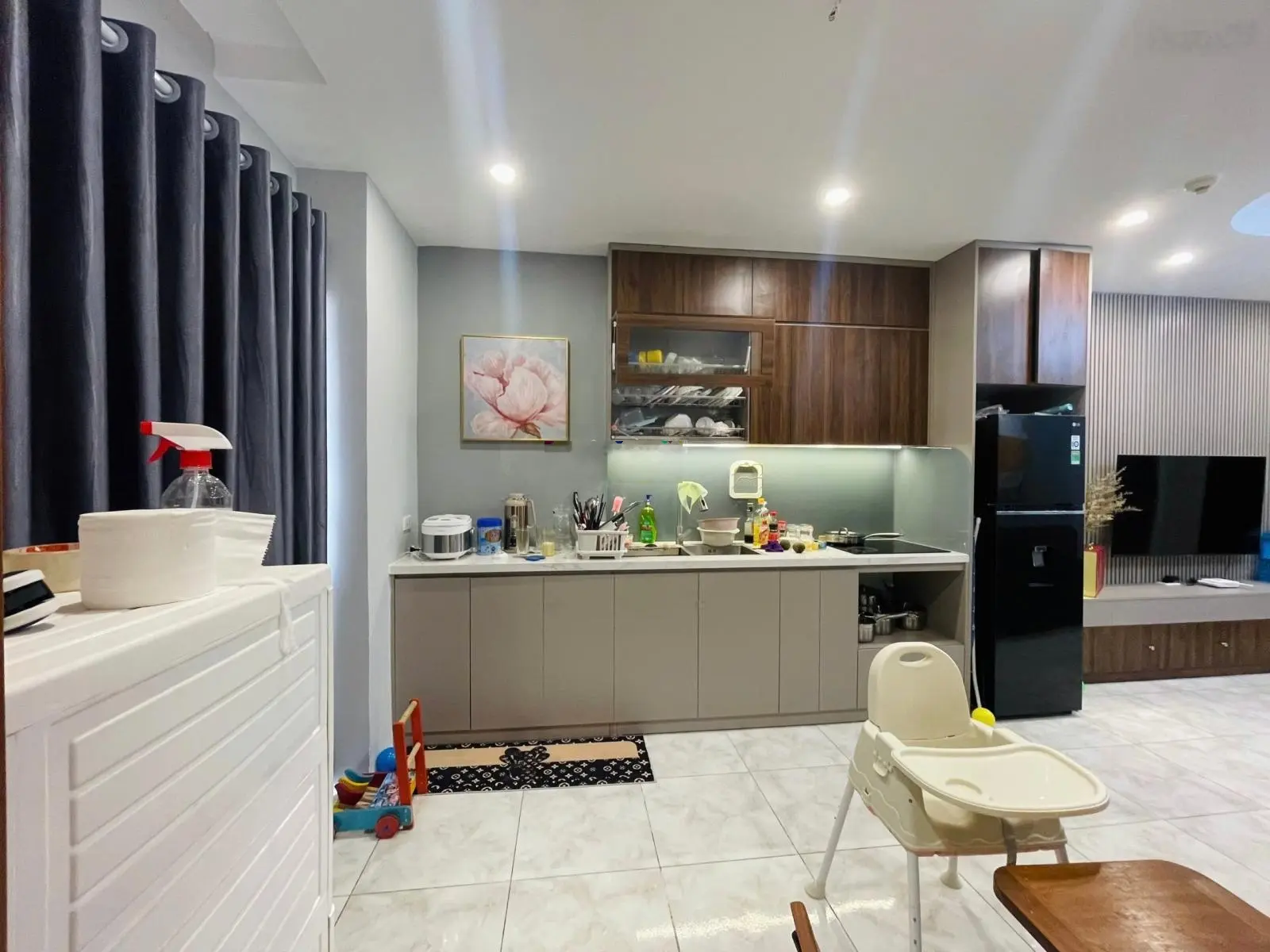 Chính chủ bán gấp căn 2n2vs sẵn sổ giá chỉ 2,x tỷ full nội thất sịn xò