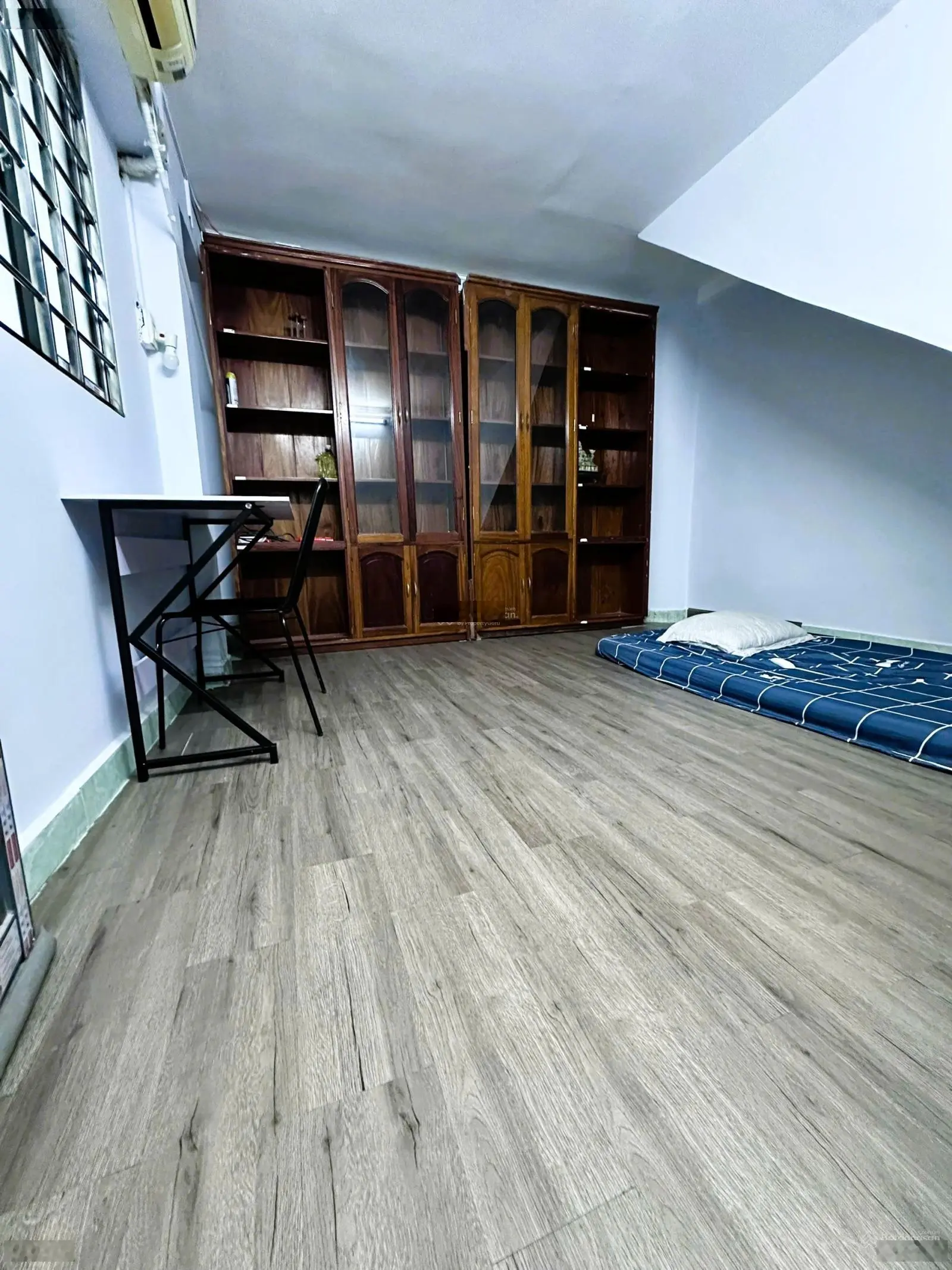 Bán Nhà Hẻm 313 Đường 3/2 Quận 10.KC:5 Tầng.Giá 6.3 Tỷ
