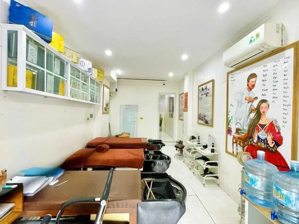 BÁN NHÀ 2 MẶT PHỐ Q. CẦU GIẤY, VỈA HÈ 5M, Ô TÔ ĐỖ CỬA NGÀY ĐÊM, KINH DOANH, 41,2 M2, GIÁ 16,5 TỶ.