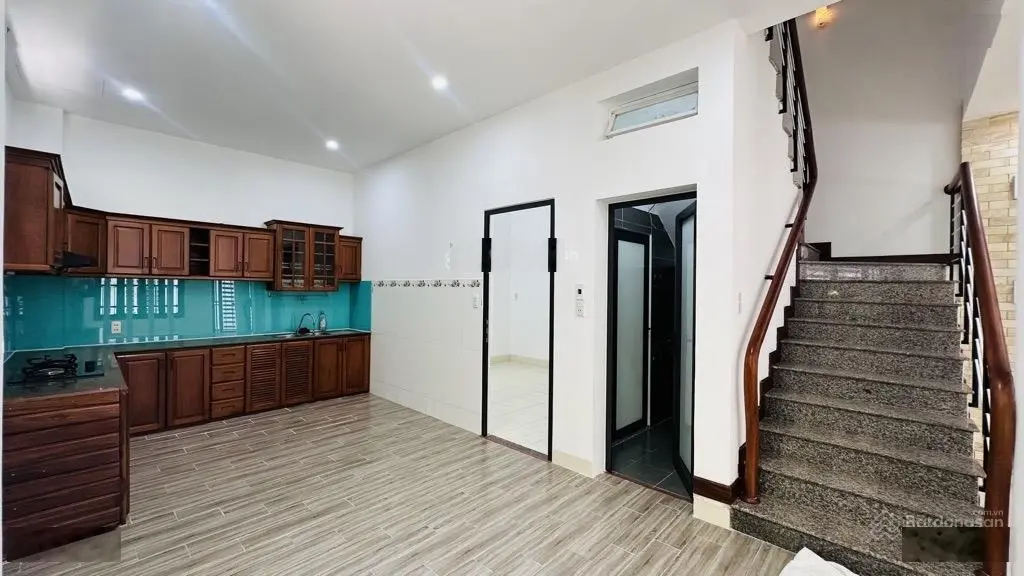 Ngũ Hành Sơn 7 tỷ x - nhà 3 tầng, lô góc 2 mặt kiệt ô tô gần đường Trần Văn Dư