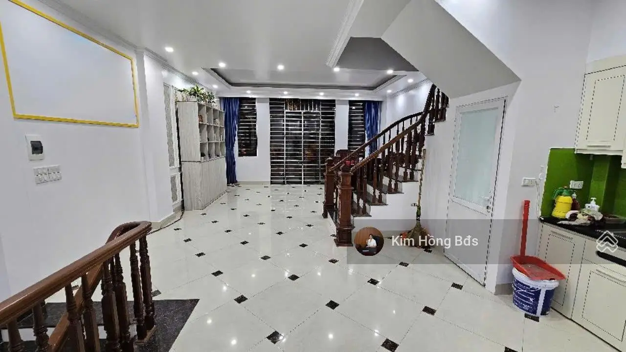 Nhà Lê Lợi, Hà Đông 46m2, 4 tầng ngang 5.7m giá 6 tỷ 700 không lỗi phong thủy