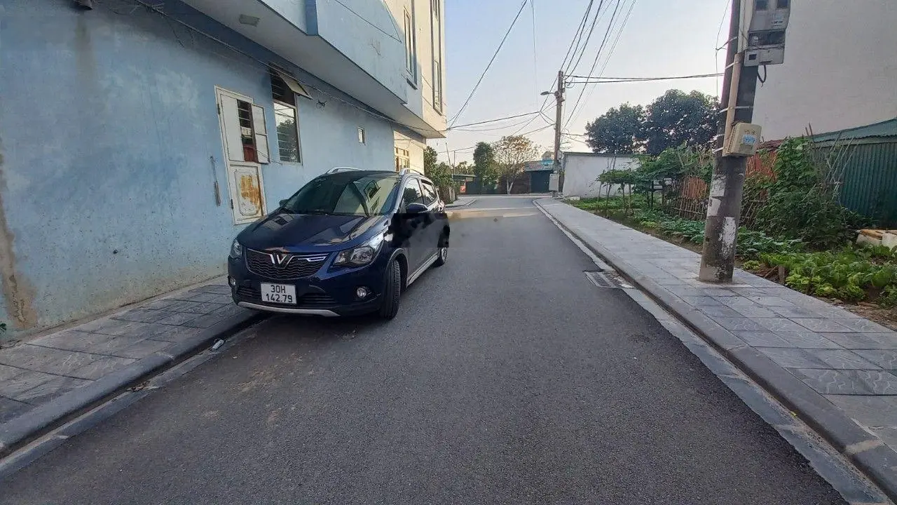 Chính chủ gửi bán lô góc 54,5m2 đất khu z153, thị trấn Đông Anh. Khu vực dân trí cao