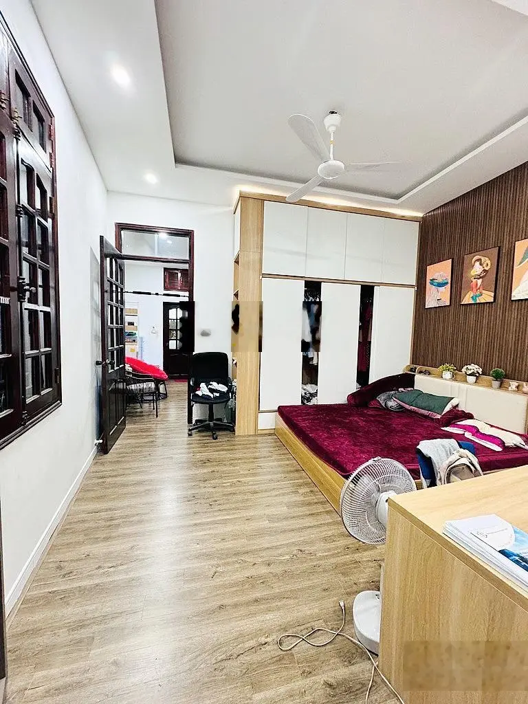 Bán nhà Phú Diễn, 5 tầng, MT 4,3m, 15m ra ôtô, 100m ra ôtô tránh, 300m ra hồ Phú Diễn, 6 tỷ