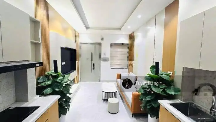 Chủ cần ra gấp trong tuần Đ.Cửu Long,P.2,Q.Tân Bình.Giá chỉ nhỉn 3 tỷ.Liền kề sân bay Tân Sơn Nhất