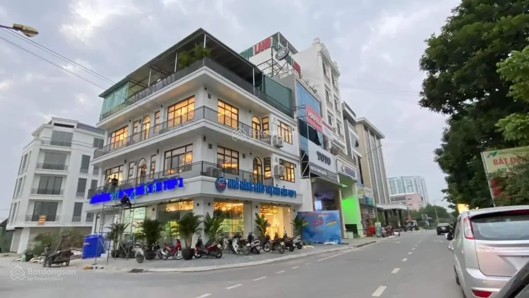 Bán 70m2 đất trục chính 4,3ha vòng xuyến Văn Giang Hưng Yên, 0385 626 ***