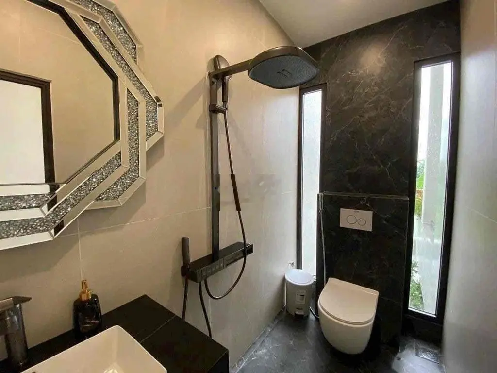 Bán nhà 3 Tầng MT ĐINH ĐỨC THIỆN - Full nội thất