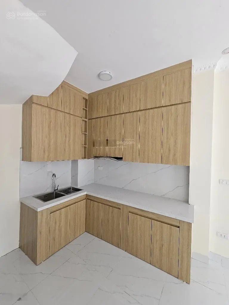 Bán nhà riêng tại Đàm Quang Trung, 5,45 tỷ, 30 m2, hàng xóm Aeon Long Biên
