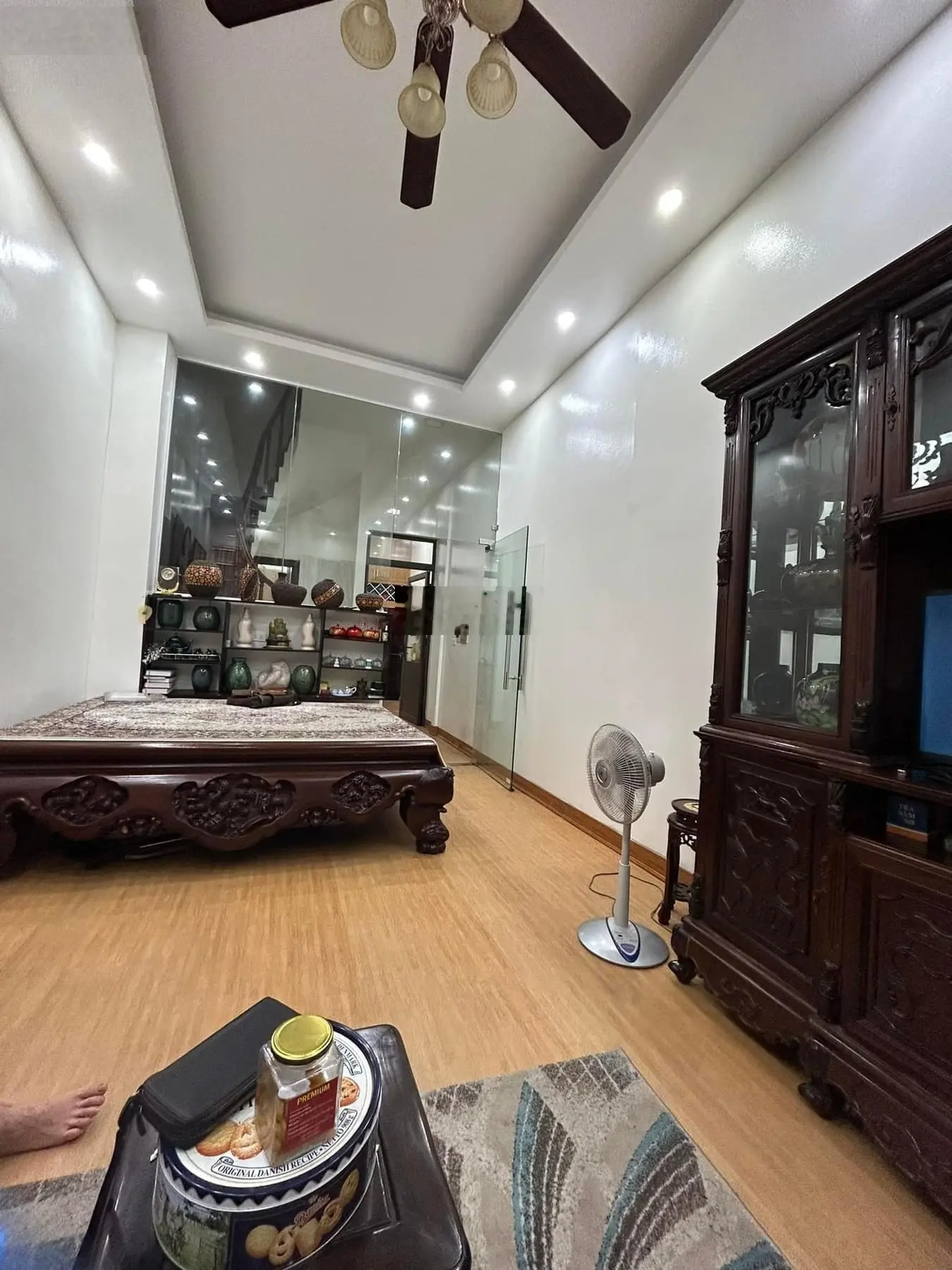 Cực hiếm, mặt phố KIM MÃ-BA ĐÌNH-HÀ NỘI, DT: 46m2 x 4 Tầng - MT: 3,6m / Giá : 24,85 Tỷ