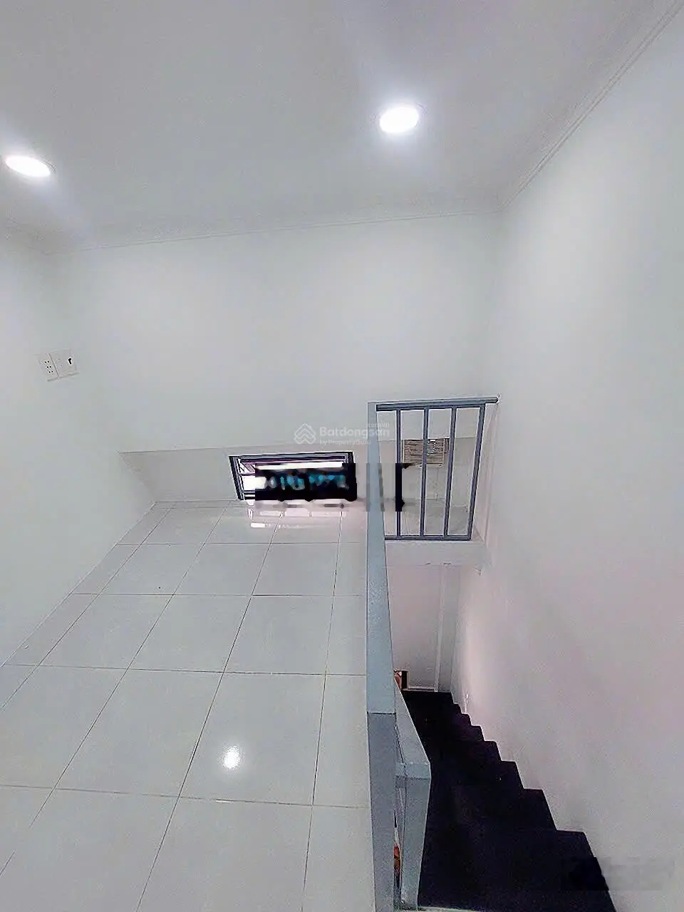 1,28 tỷ- Nhà Hoàng Diệu F4 - Q4 - shr hoàn công đủ gần Chùa Giác Nguyên