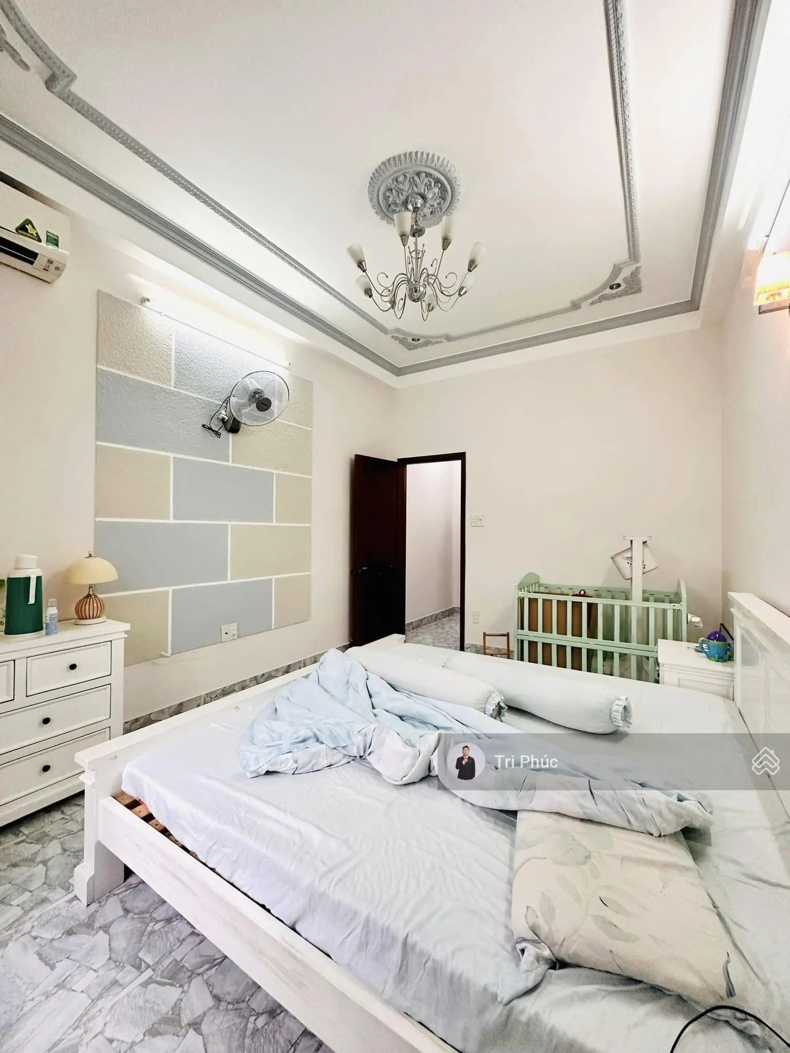 Gấp bán - nhà đẹp 4 tầng khu Phan Xích Long Phường 3 Phú Nhuận - 55m2 - 4PN - chốt 7. Xtỷ