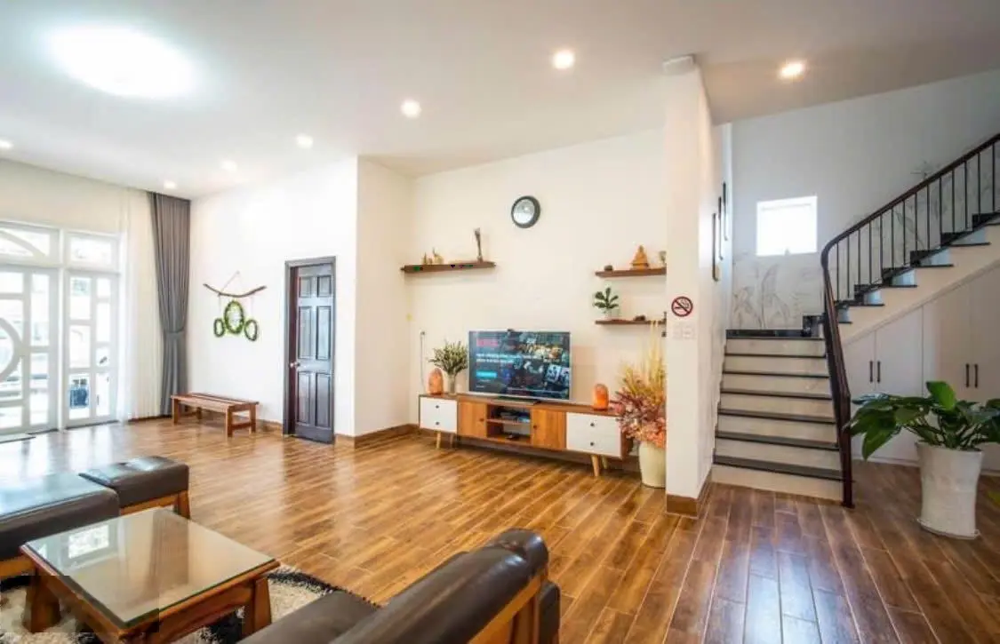 Bán villa Vạn Hạnh, Phường 8, Đà Lạt, 26 tỷ 500