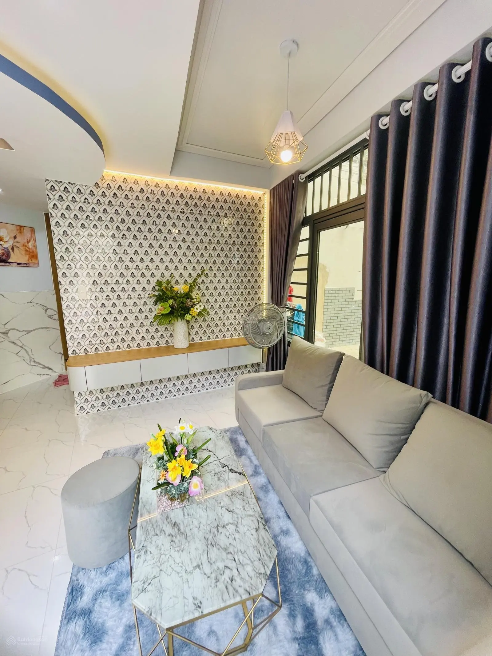 Tân Bình, nhà Lạc Long Quân, phường 10, nhà đẹp đủ nội thất chỉ dọn vào ở, thông Ni Sư Huỳnh Liên