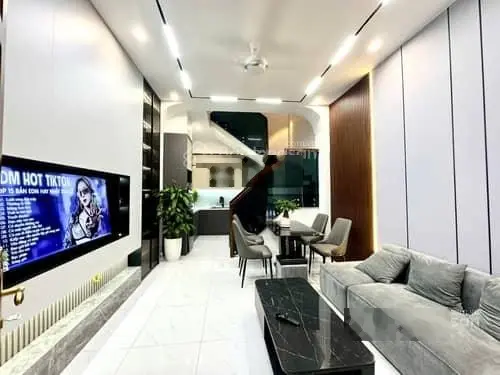 Hiếm,giá chỉ 175tr/m2.Bán nhà riêng phố Trung Phụng.Nhà mới về ở ngay.E Hoàn 0333 668 ***