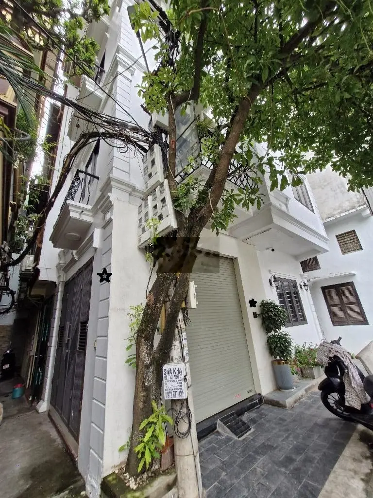 Bán nhà 5 tầng, 4 ngủ, lô góc 3 thoáng, thiết kế hiện đại, nhỉnh 10 tỷ