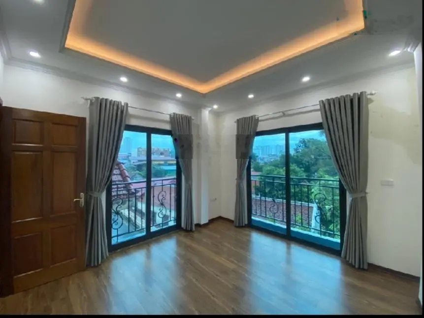 Bán nhà mặt phố Đa Sỹ, Hà Đông, lô góc 2 mặt tiền 55m2, 5 tầng, thang máy, giá 14,78 tỷ