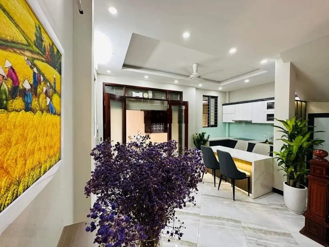 Bán nhà đẹp ngõ phố Kim Ngưu Quận HBT Hà Nội DT 35m2 5 tầng MT 5m giá 8,5 tỷ vị trí đẹp trung tâm