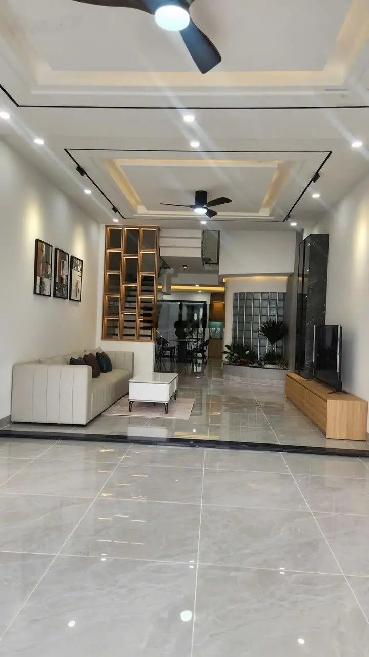 Bán gấp nhà mặt phố Đường Phan Thị Nể, Hòa Minh, Liên Chiểu, Đà Nẵng, 6,9 tỷ, 81m2