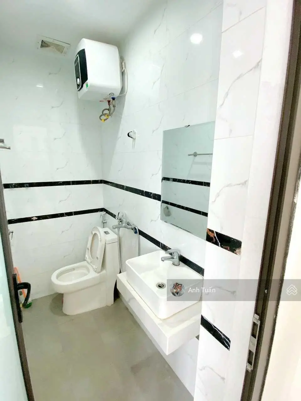 Bán tòa chung cư mini - Kim Mã - Dòng tiền 50tr/tháng