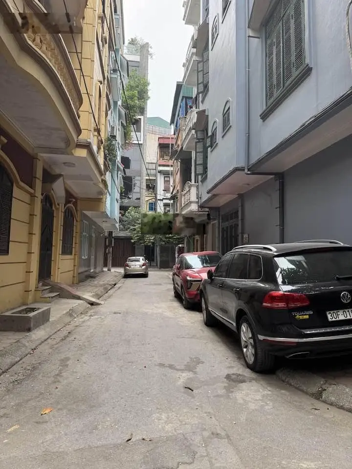 Kim Ngưu, ô tô đỗ cửa, ngõ thông, dân xây, nhà đẹp ở luôn, 46m2, 4 tầng, 4 pn chỉ 8,2 tỷ