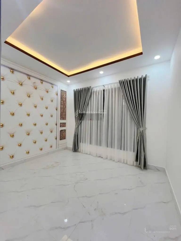 Bán gấp nhà riêng Lê Văn Quới, BT, 42m2, 2 tầng đúc mới 100%, hẻm xe hơi, sát mặt tiền, nhỉnh 4 tỷ