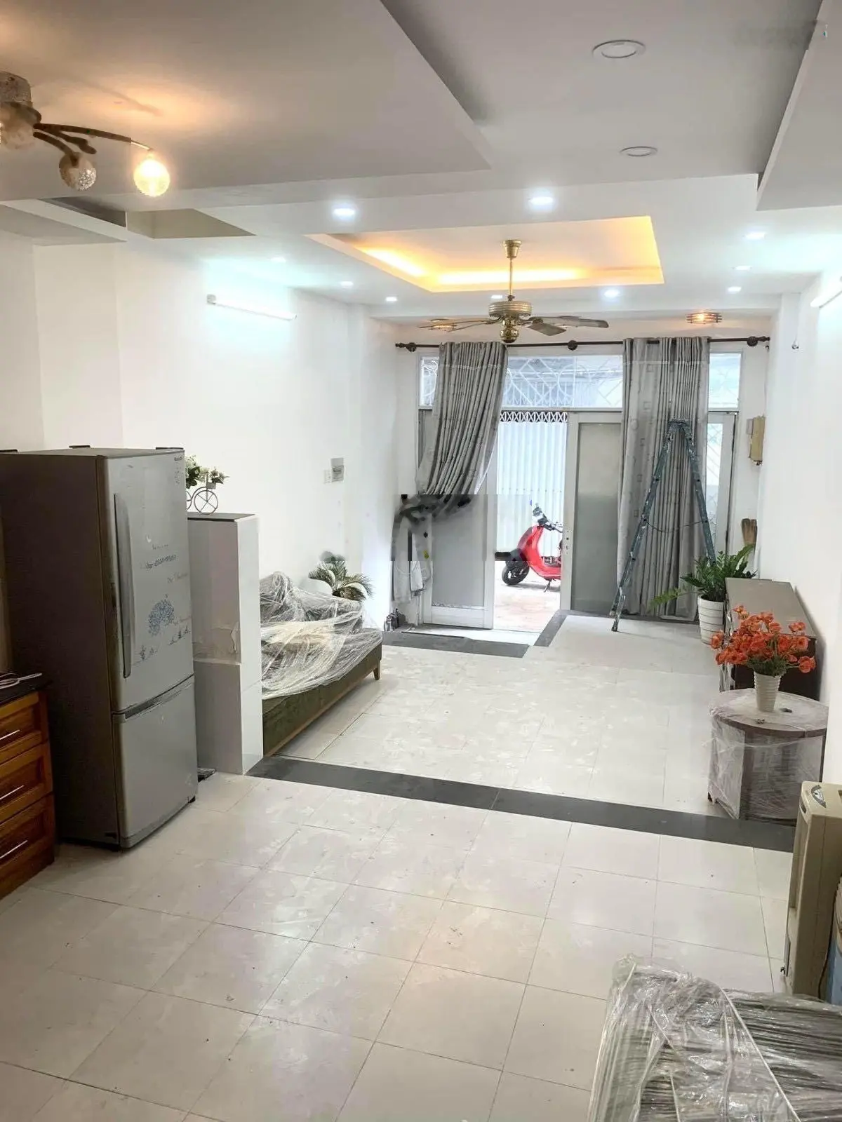 Nguyễn Văn Đậu, P5 - 42m2, 4 tầng, 5PN - DTSD 154m2 - hẻm trước nhà 4m - giá 7.5 tỷ