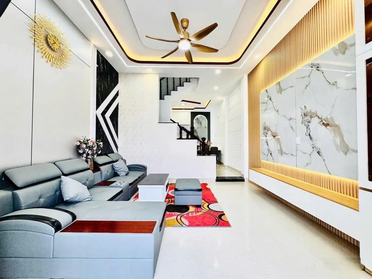 Nhà đẹp 1 lầu đường thông gần chợ Thạnh Xuân