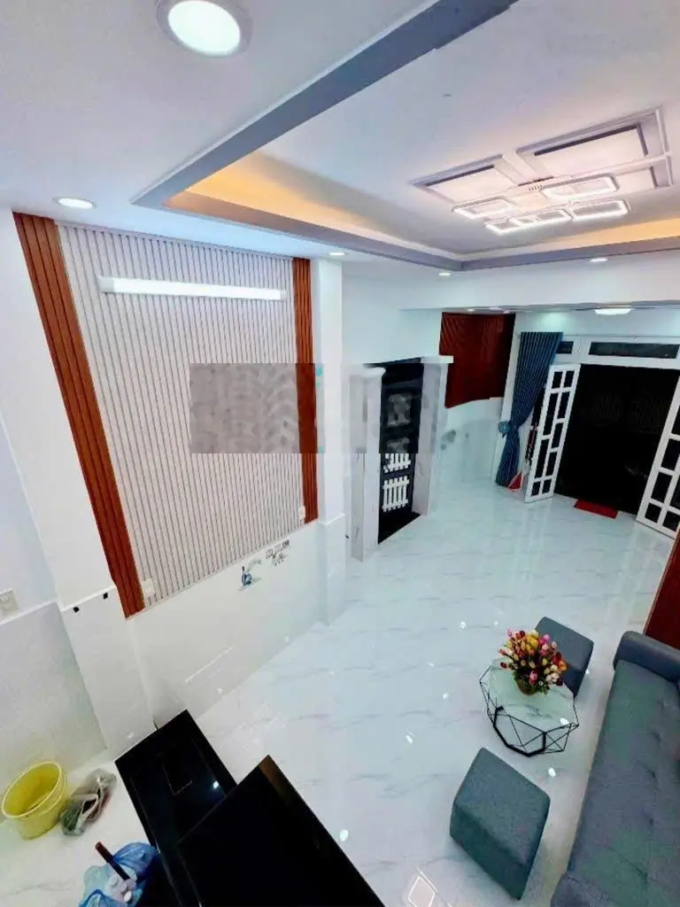 Mặt tiền kinh doanh lô gốc thoáng_ ngay cạnh gò xoài - lê văn quới-nhà 3 tầng 52m2-hẻm xe hơi thông
