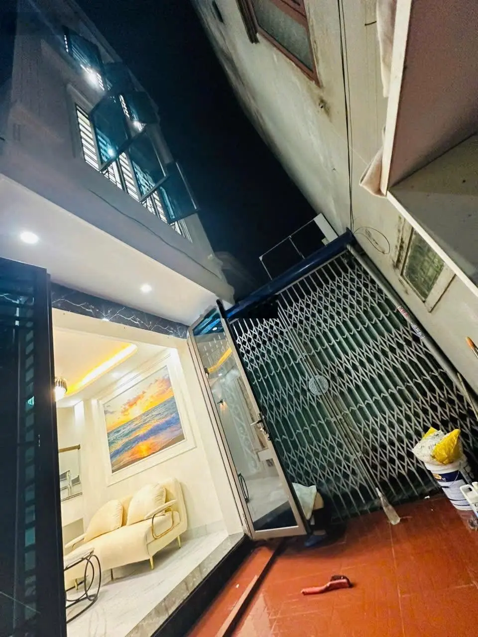 Bán nhà 3 tầng xây mới tinh phố Nguyễn Công Trứ - Hàng Kênh