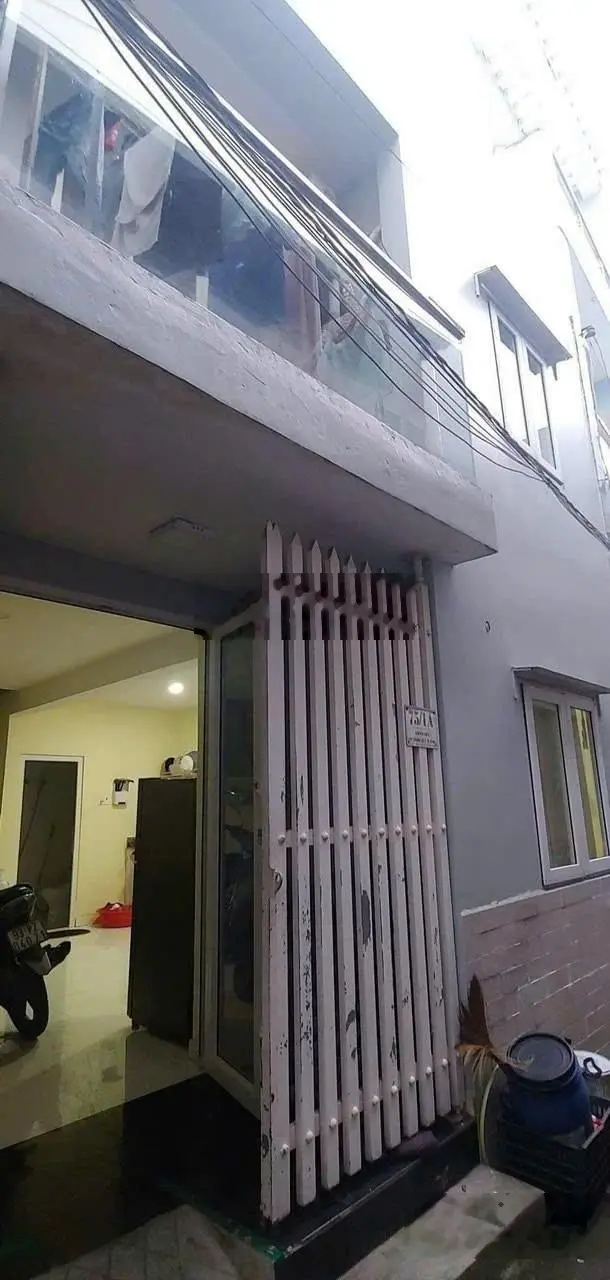 Bán nhà riêng tại Đường Nguyễn Hiền, Dĩ An, Bình Dương, giá siêu hời chỉ với 1,98 tỷ, 34,4m2