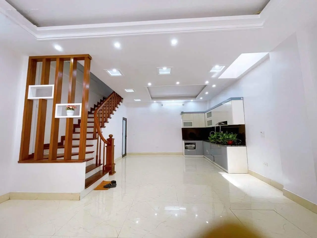 4C - Bán nhà riêng tại Nguyễn Lương Bằng, Nam Đồng, Đống Đa, Hà Nội, 11,7 tỷ, 40 m2 giá ưu đãi