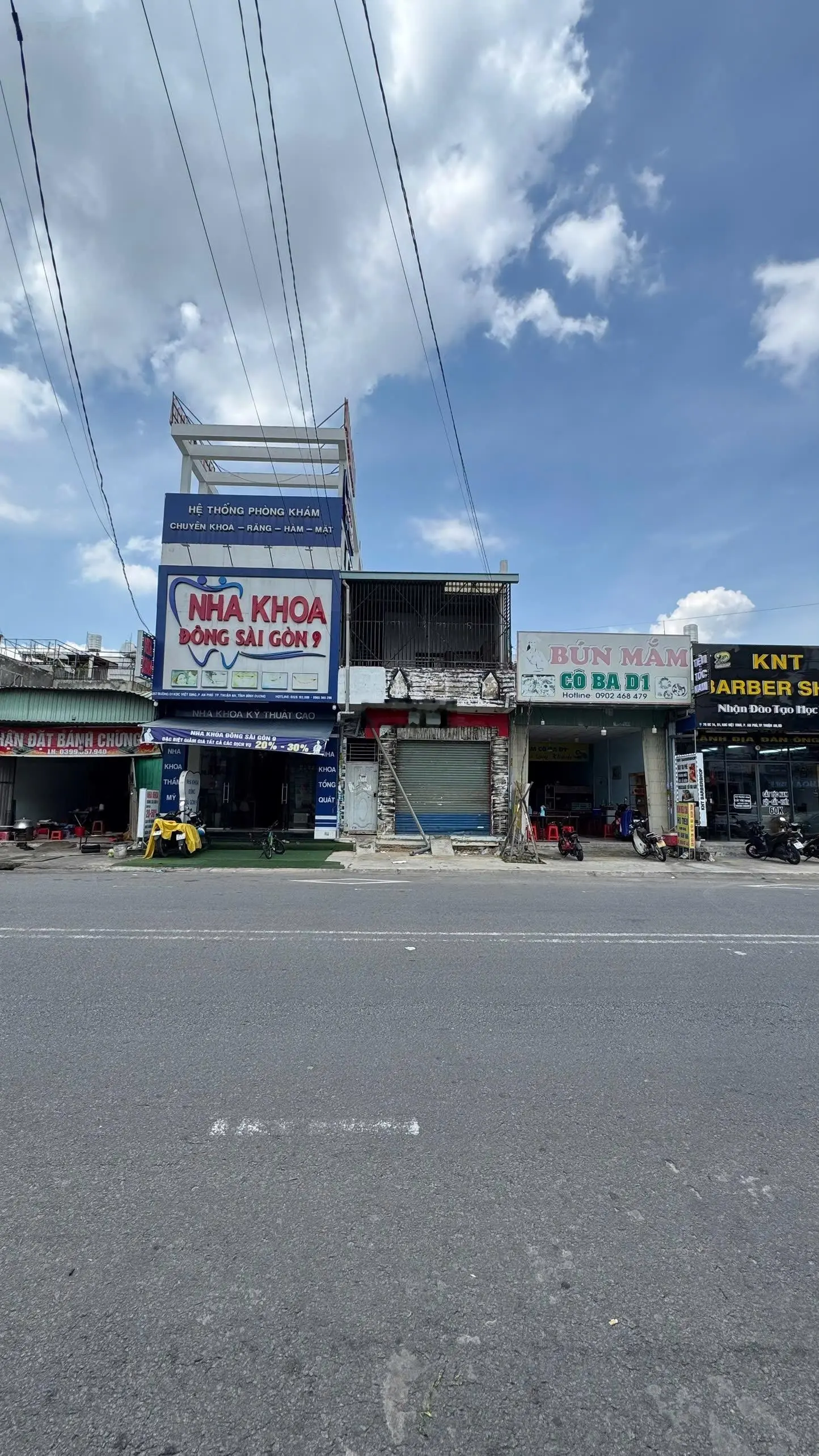 Hạ thêm 200tr bán nhanh căn nhà mặt tiền đường D1 khu Vietsing đang có thuê có dòng tiền sẵn