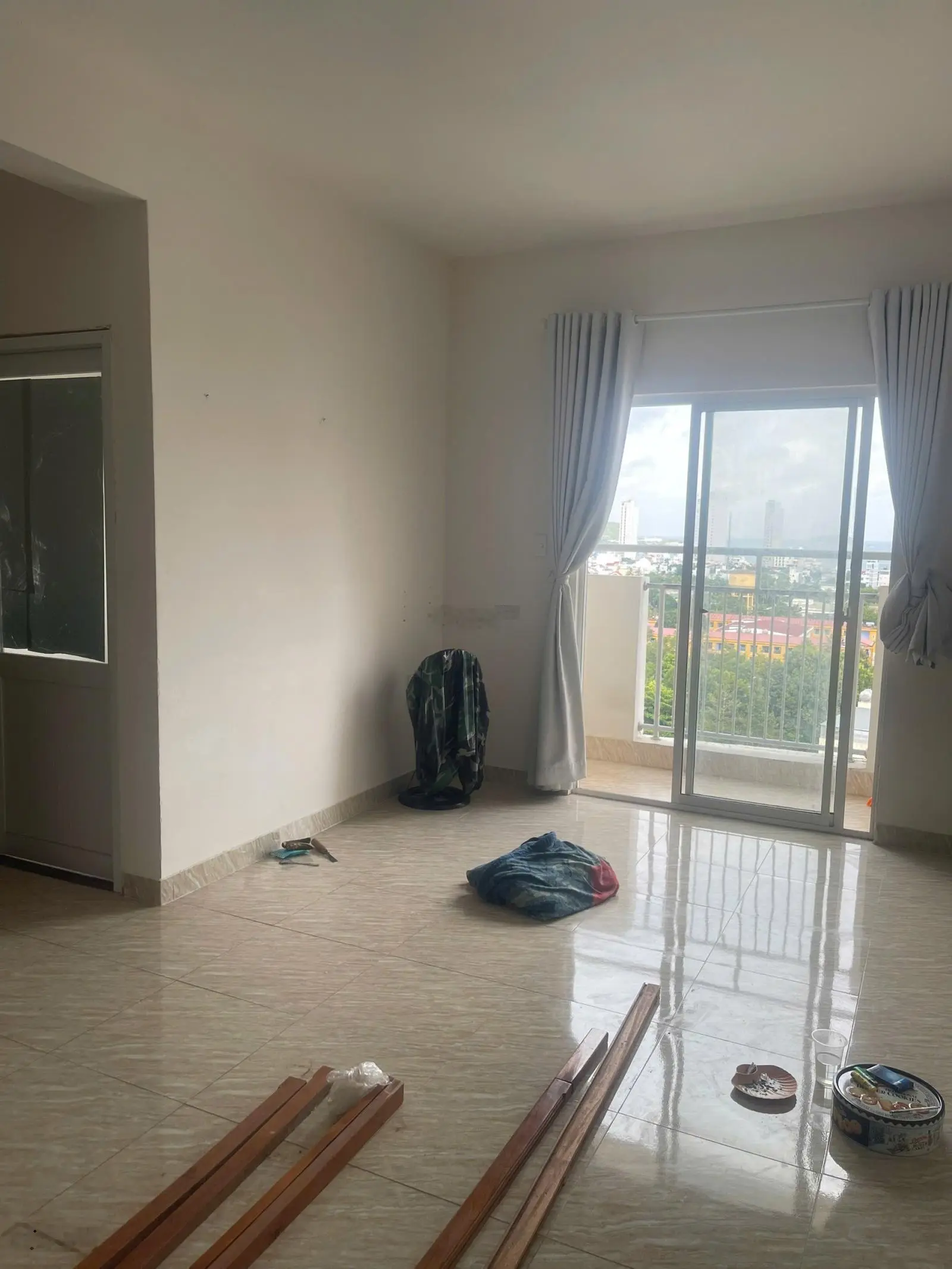 Đã có sổ đỏ căn view biển cần bán gấp
