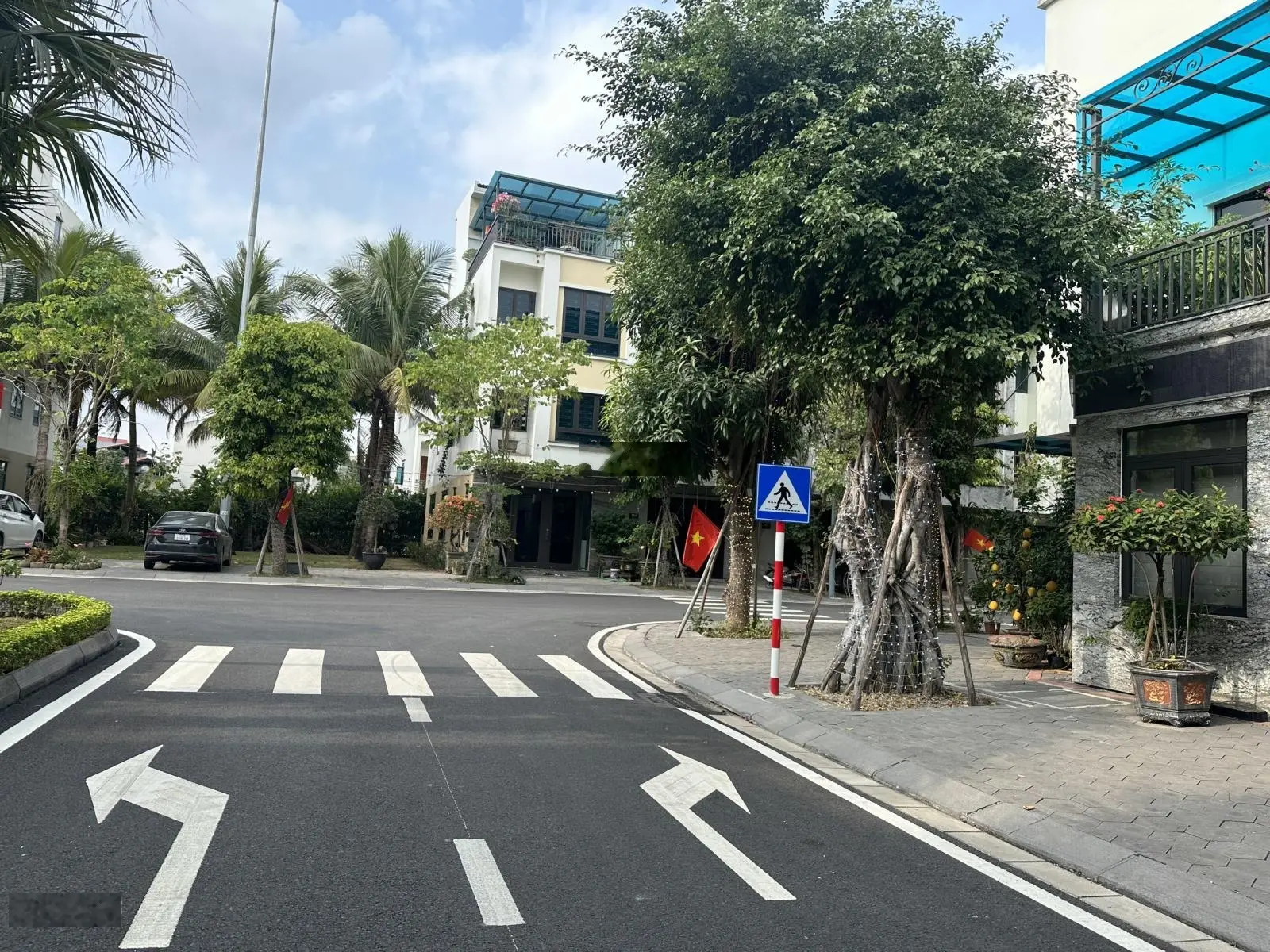 Chính chủ em cần bán căn liền kề Ecopark Hải Dương