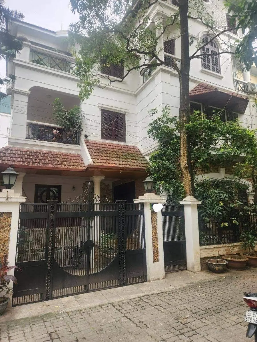 Bán siêu phẩm nhà cầu giấy, phân lô 2 ôtô tránh, vỉa hè, dt 270m - 4tầng - mặt tiền 20m - giá 6x tỷ