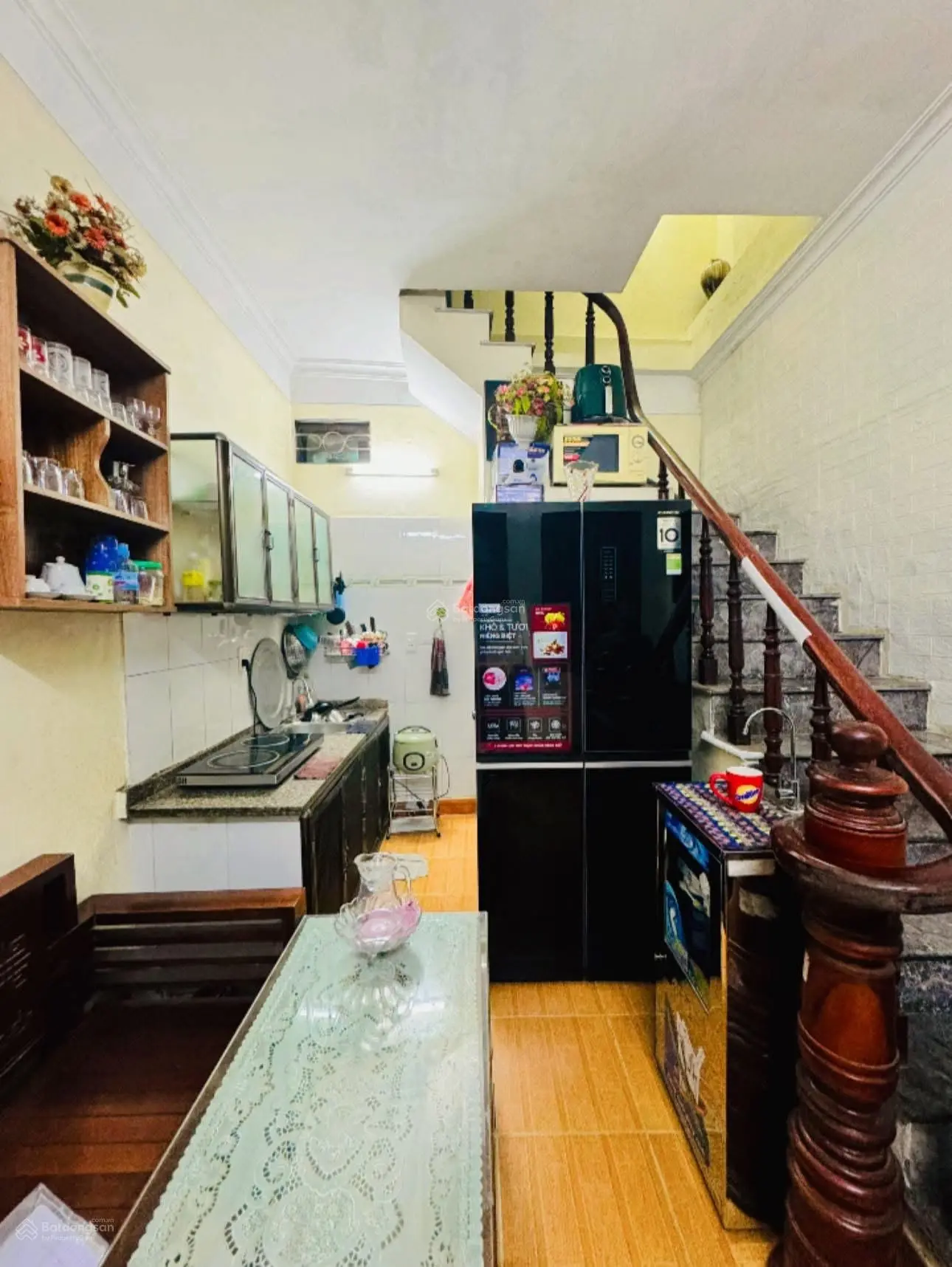 Chủ nhà cần bán gấp! Bán nhà Cầu Giấy, gần phố, ngõ ba gác, 35m2*4T, chào 5,7 tỷ có thương lượng