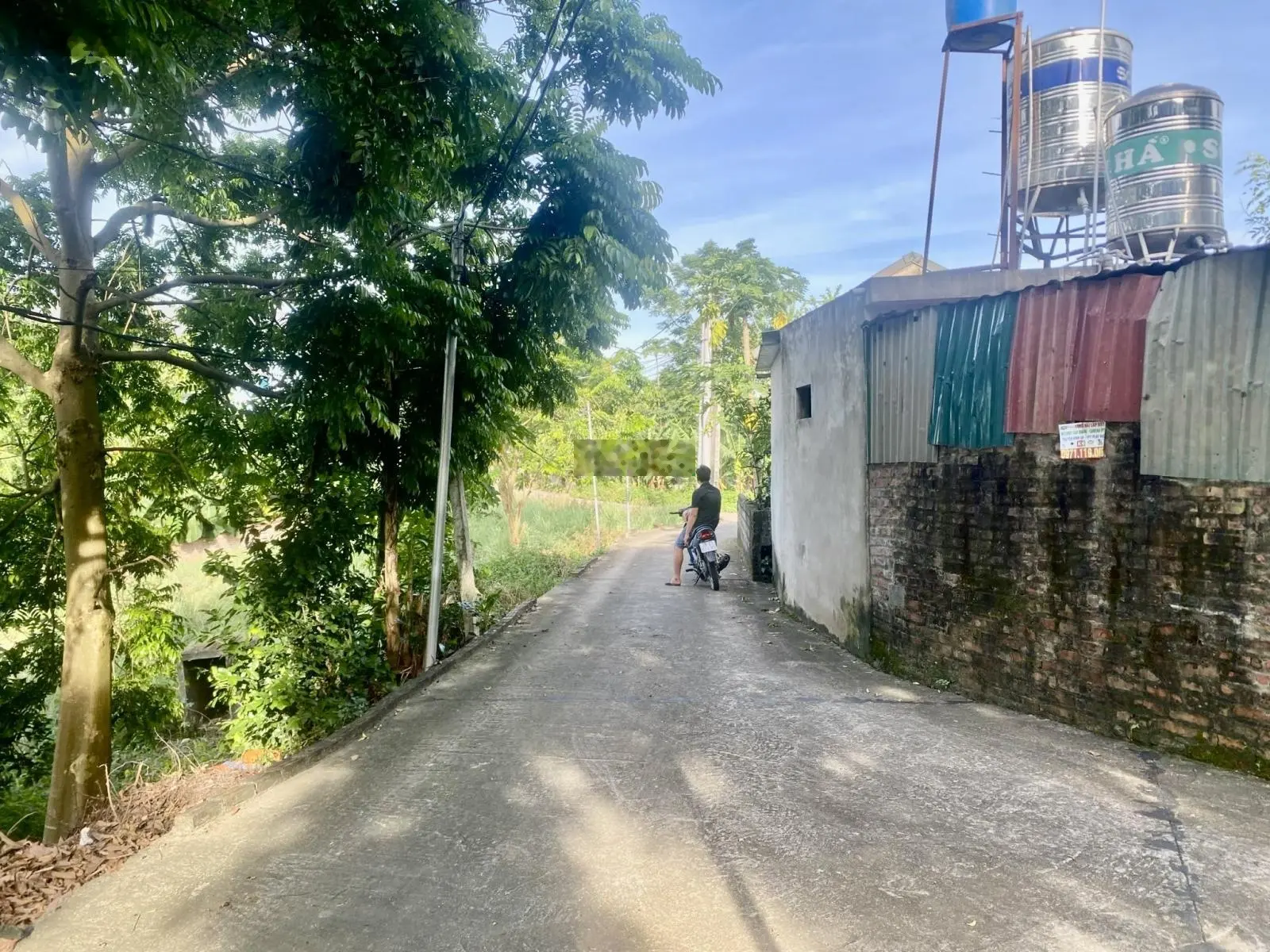 Bán Lô Đất View Hồ S= 78,7m2 Full ONT , Nở Hậu . Gianh giới rõ ràng . Giá Chỉ Nhỉnh 1tỷ Xíu