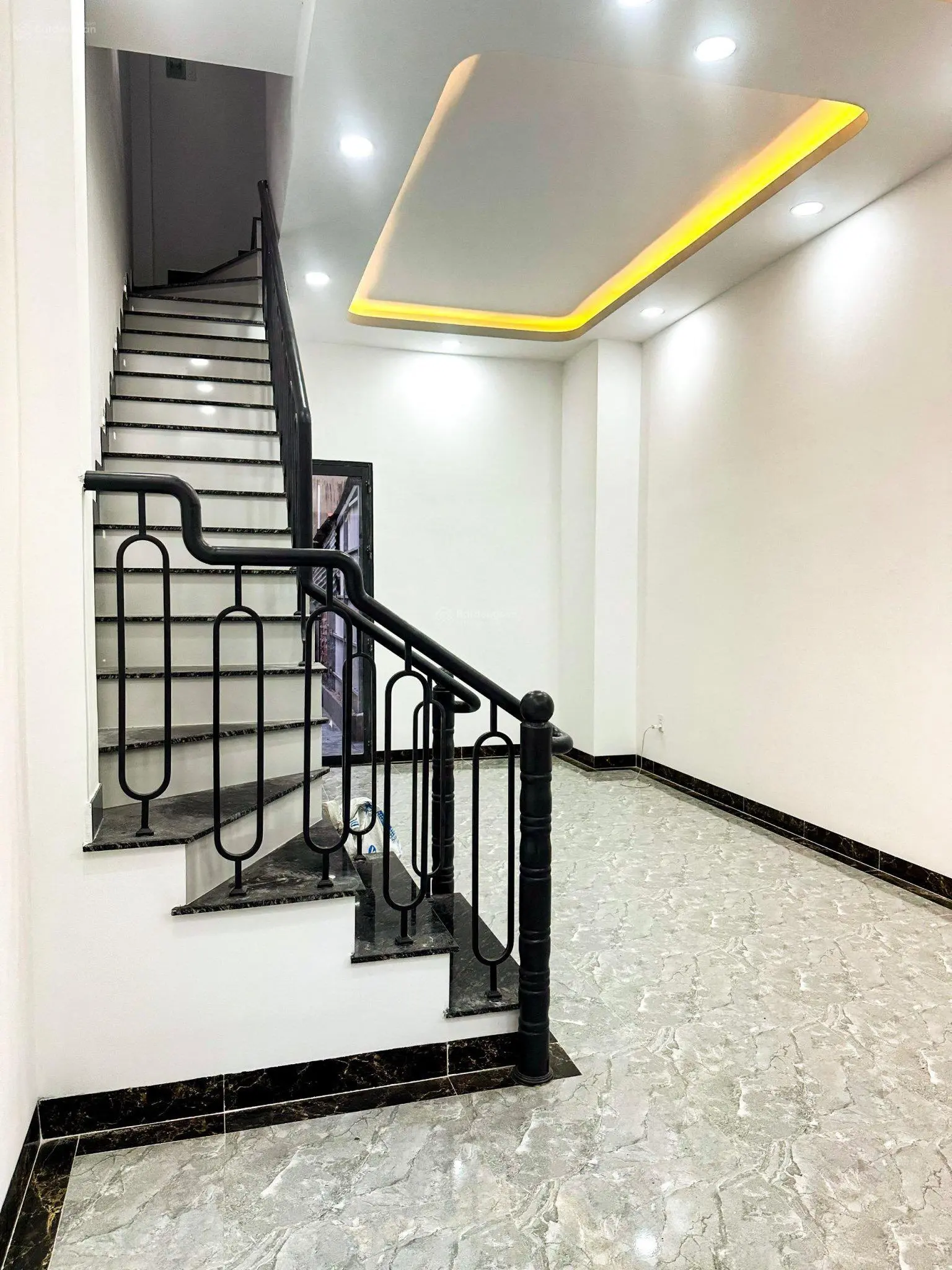Nhà 1 trệt 1 lầu PN,2WC hẻm đường 36, P. Linh Đông, Thủ Đức DT 50m/4.38 tỷ.