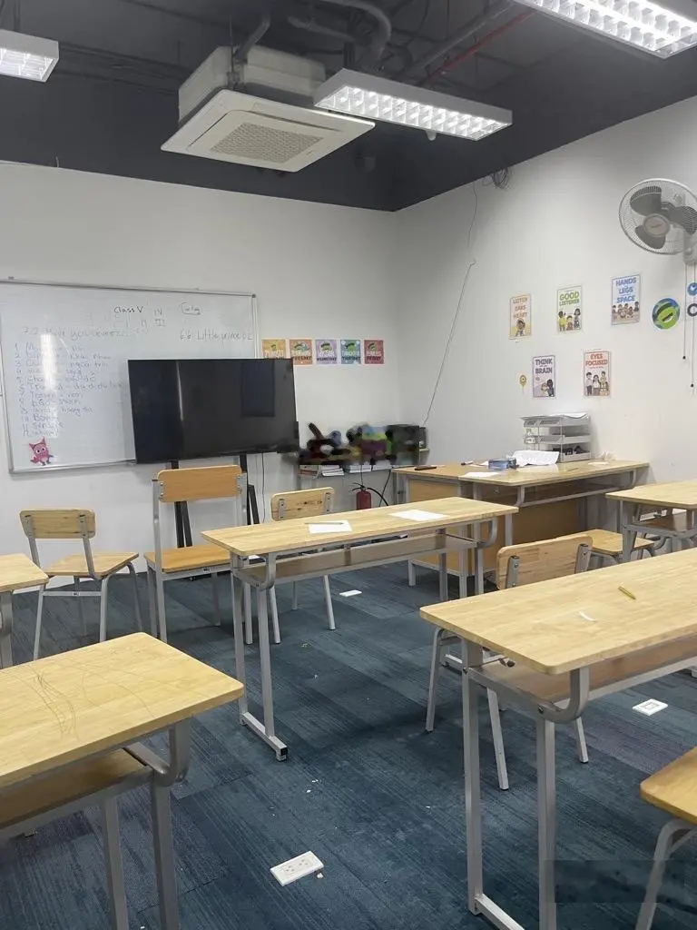 Bán Tầng 1+2 Chân Đế Shophouse 140m2 MT 9m.10,8 tỷ