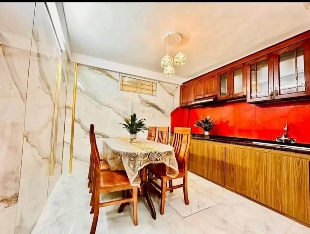 Bán nhà Dương Văn Bé, Hai Bà Trưng, Vĩnh Tuy, sau Time City, 30 oto DT 44,5m2x5T, mới, giá 5, x tỷ
