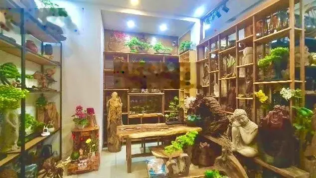 Bán nhà 2 tầng đẹp - dt khủng ngang 8m - ngay ngã 4 bình phước - dt 98m2 - giá chỉ 5.xx tỷ.!!