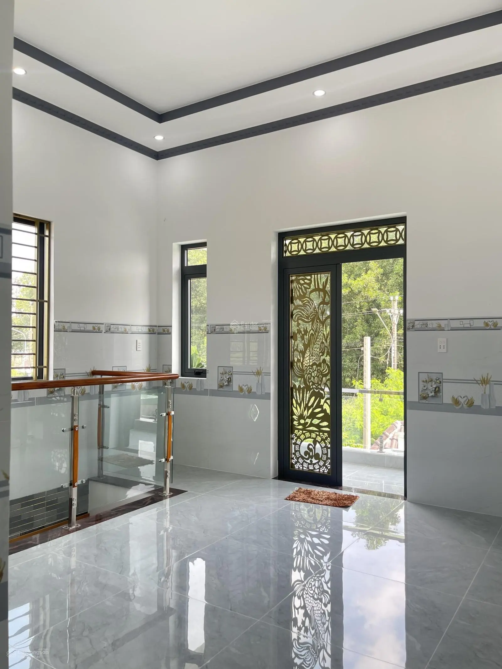Bán nhà 1 trệt 1 lầu P. Định Hoà, Tp. Thủ Dầu Một mặt tiền Đx065. Giá 3Ty250