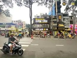 Nhà góc 2 mặt tiền 543 Nguyễn Tri Phương, Quận 10. DT: Ngang 5m 7 lầu thang máy, giá 35 tỷ