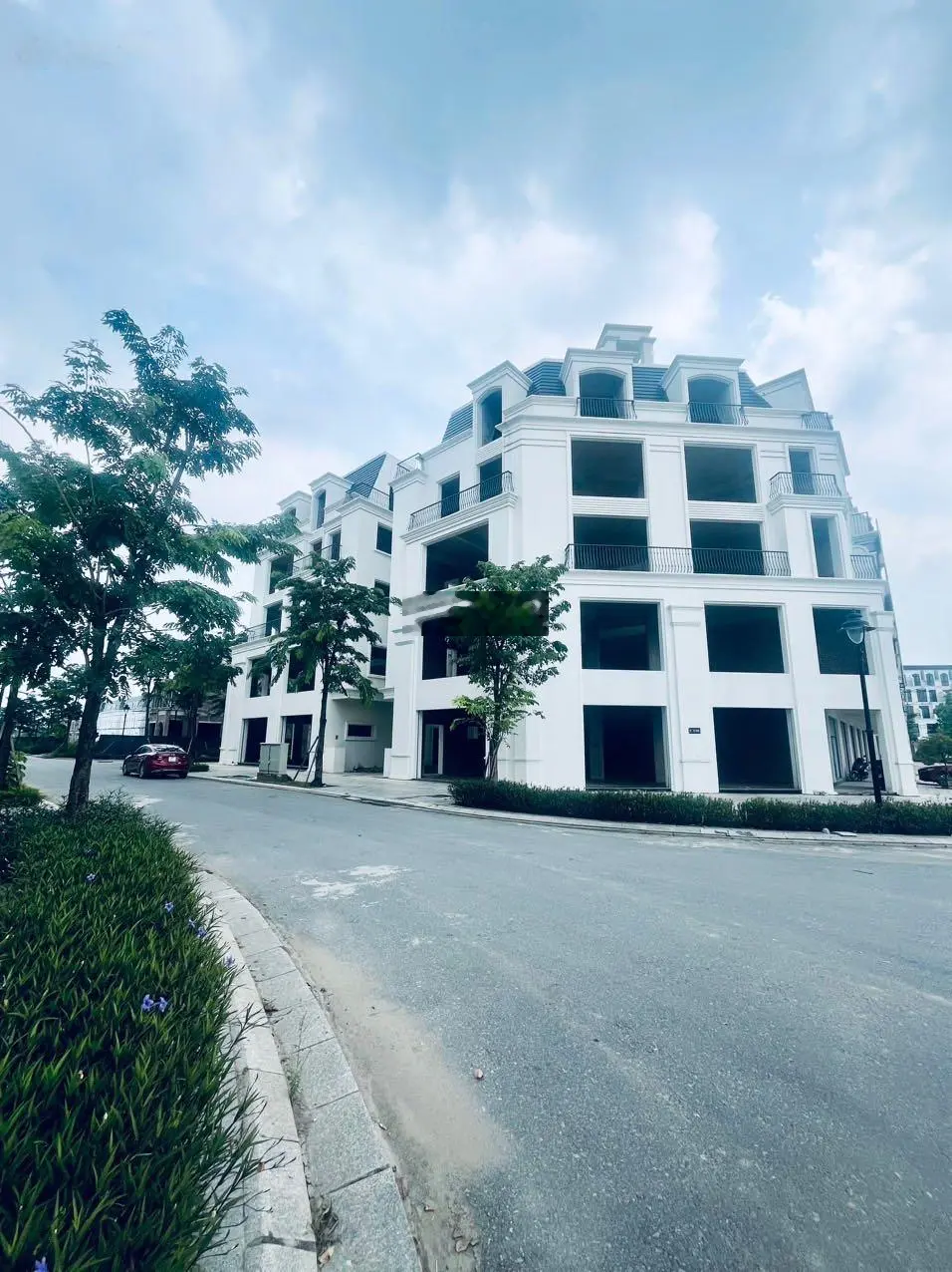 Chính chủ bán Lô góc đường 33m sát hồ, view công viên Hinode Royal Park Kim Chung Di Trạch gấp T8