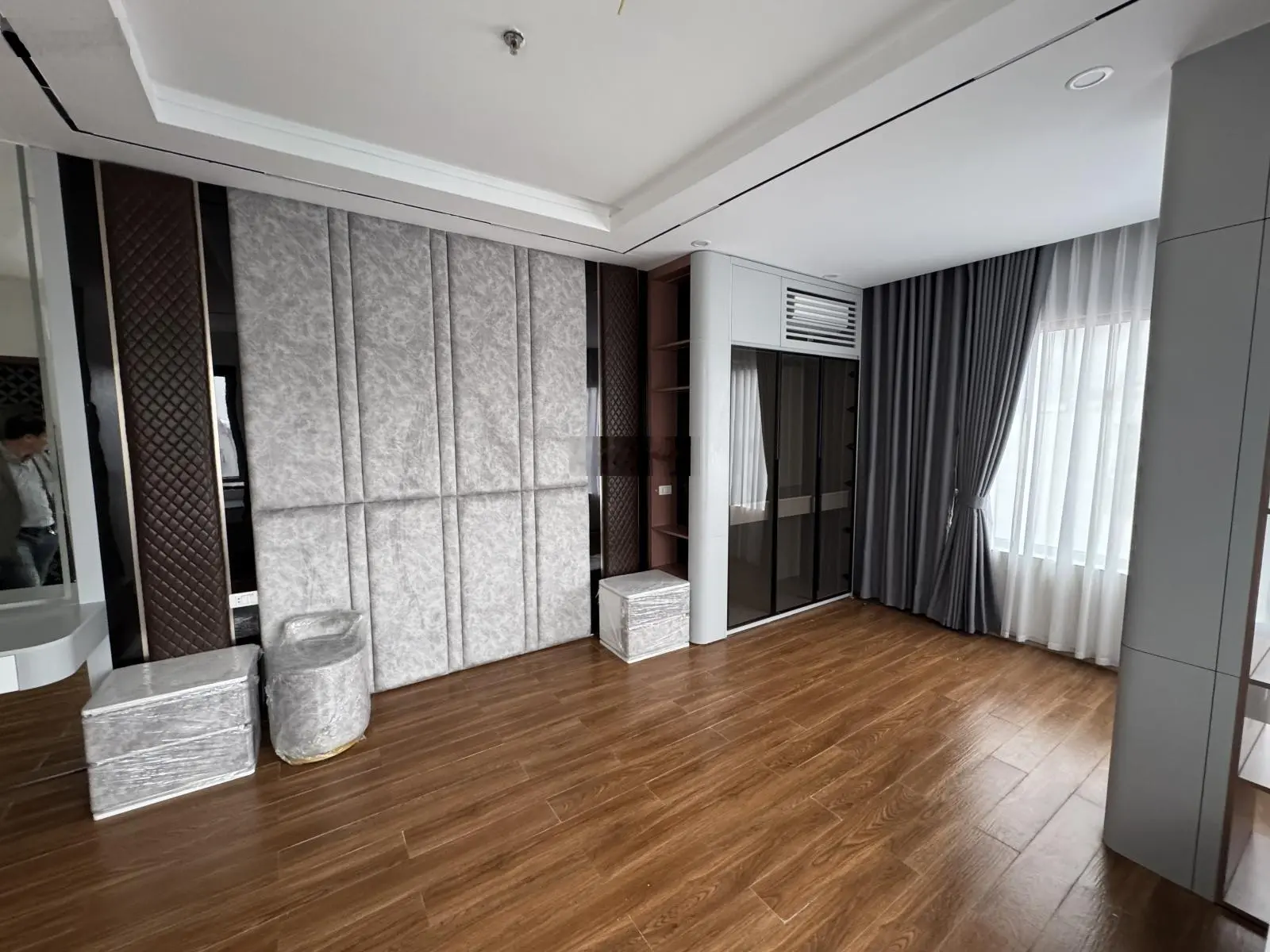 Bán biệt thự vườn đào quận tây hồ diện tích 270m mặt tiền 15m giá bán 162 tỷ
