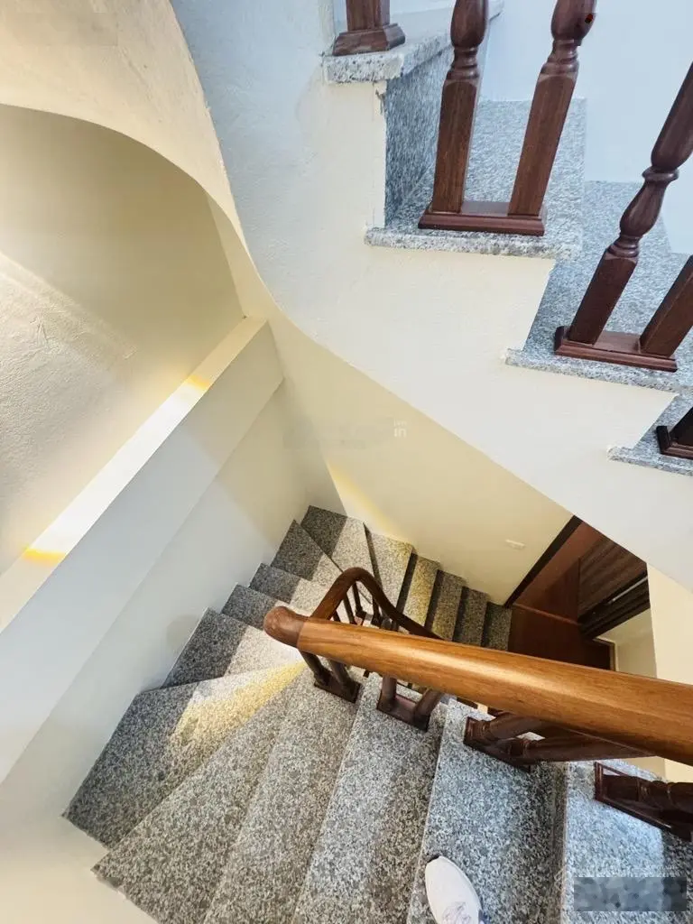 Cực hiếm, ngõ thông, 2 thoáng trước sau, 7 chỗ đỗ cửa, gần chợ, 7 phòng vừa ở vừa cho thuê đẳng cấp