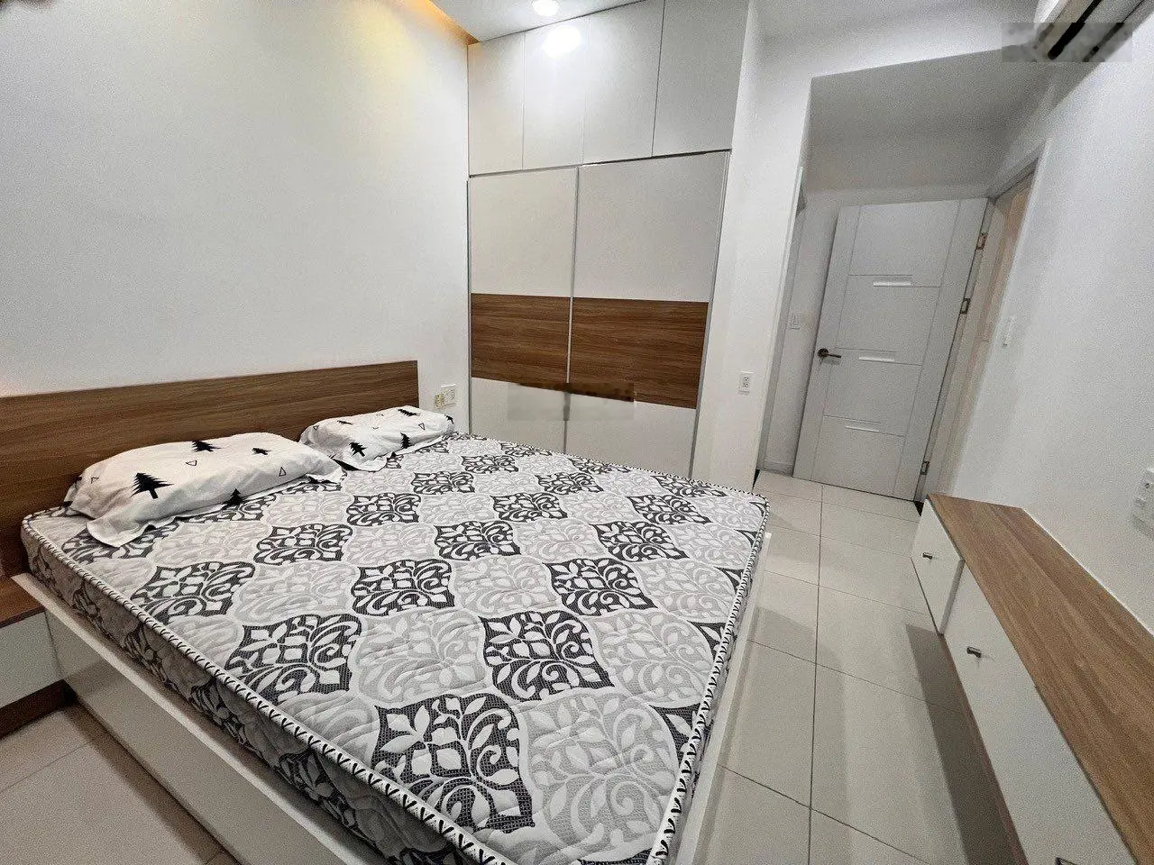 Bán căn hộ chung cư Scenic Valley 1 Phú Mỹ Hưng Quận 7, 71 m2 nhà đẹp full nt view nam bán 4,65 tỷ