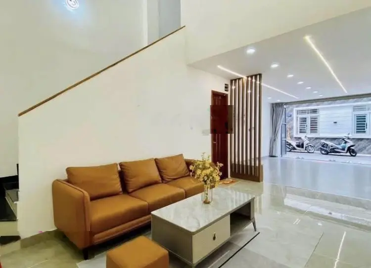 Bán nhà Nguyễn Hữu Hào-Q1 giá chỉ 4.020tỷ/76m2. Gần chung cư Millenium. Cho thuê 30tr