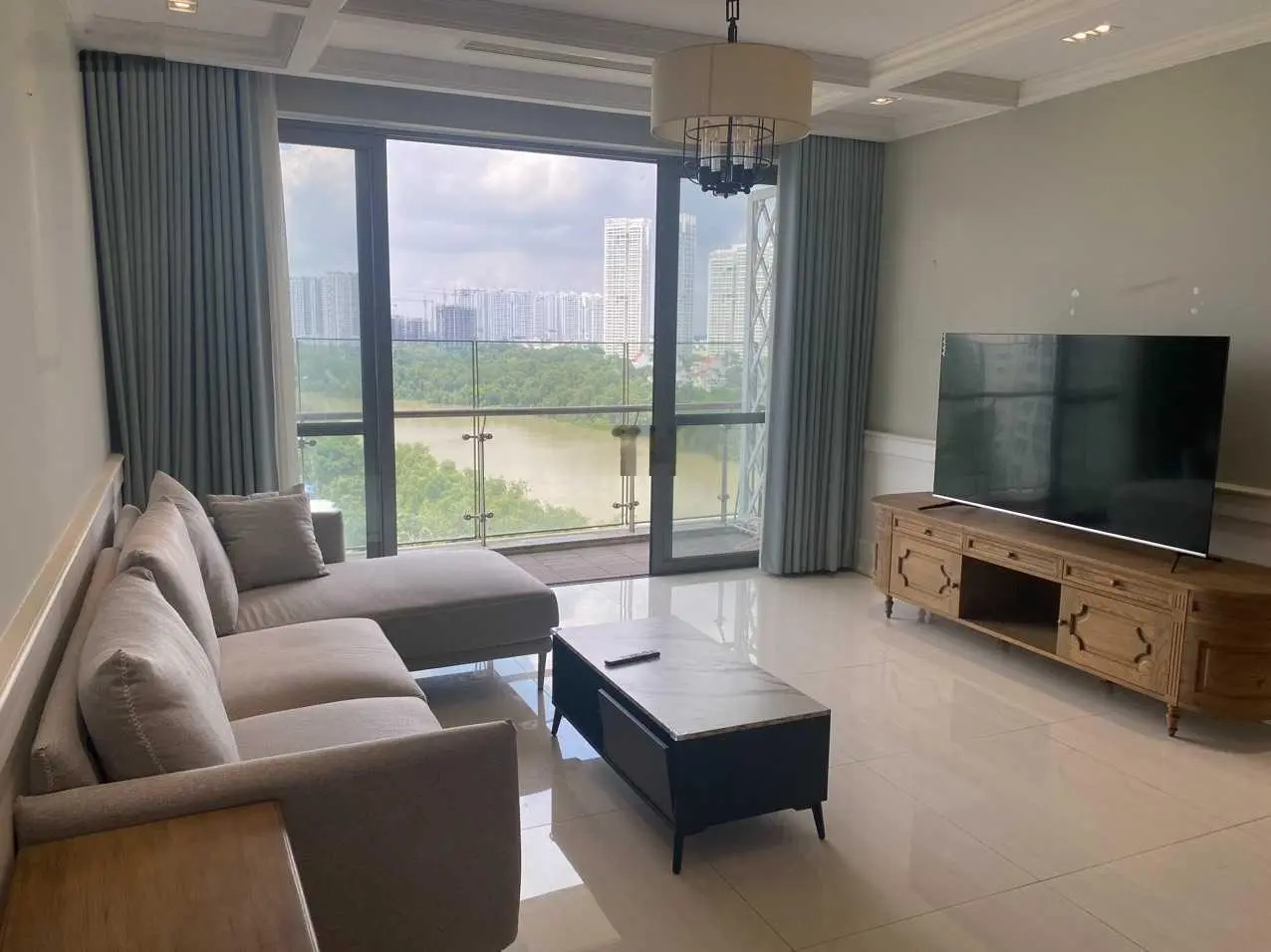 Bán 3PN Riverpark Premier giá tốt đầu tư - View sông trực diện - sổ hồng