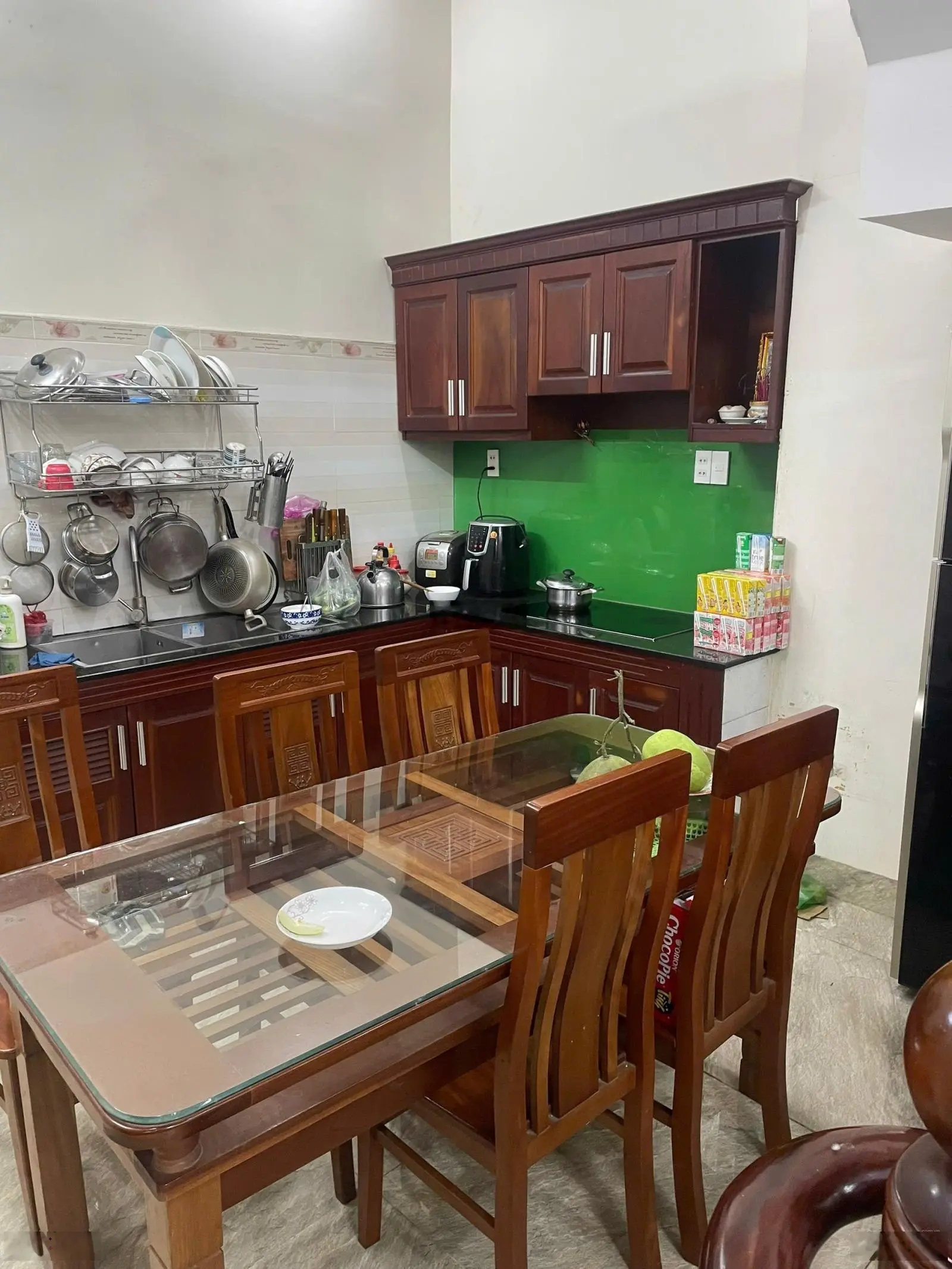 Bán nhà 1t2l xịn xò, hẻm 5m, dân trí cao, sát trường cđct. lh: 0974287207 em yến để được hỗ trợ